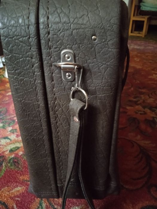 Чемоданы чемоданы