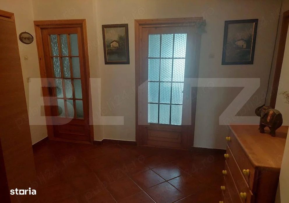 Apartament 4 camere, 90 mp, zona Pacurari