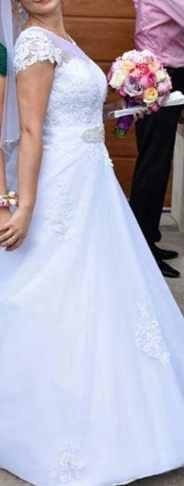 Vand rochie de mireasa