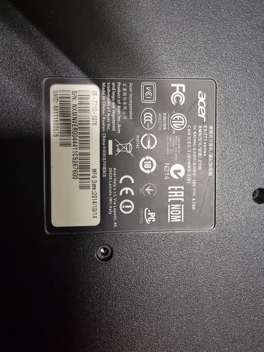 На запчасти Acer e5-771
