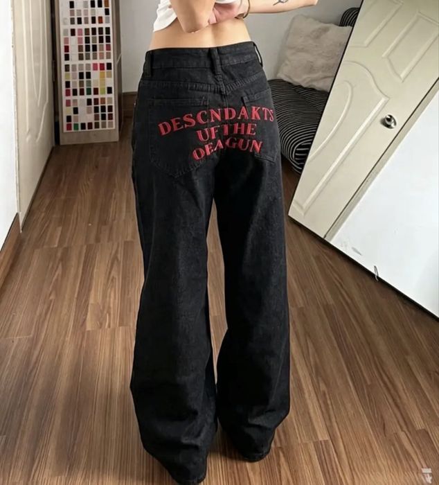 Продам джинсы новые
