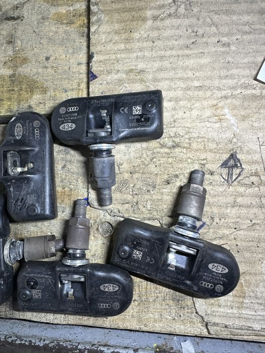 Комплект 4бр датчици налягане на гуми Audi Vw Skoda Seat 1k0907255B