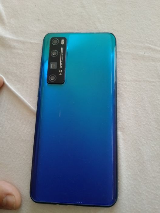 Nova 7pro 2ram 32giga mngoo zapqzen raboti super