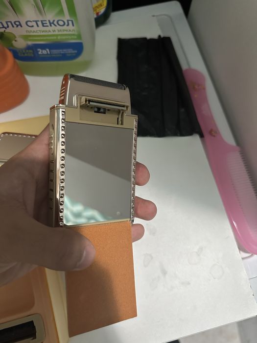 Продам Электробритву