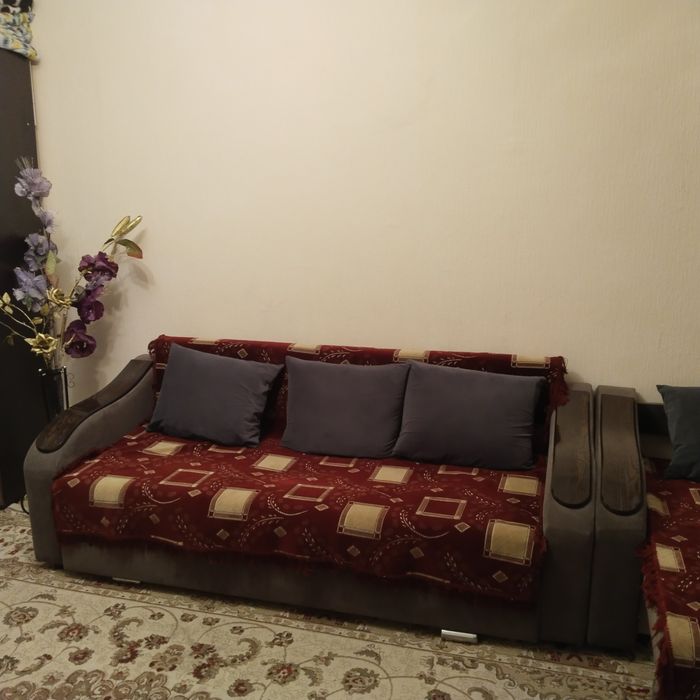 Диван на продажу