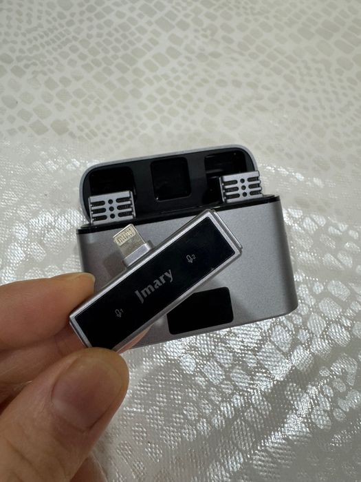 Петличка микрофон