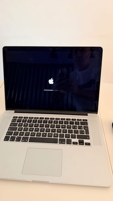MacBook Pro RetinaDisplay 15" early 2013 - stare foarte buna