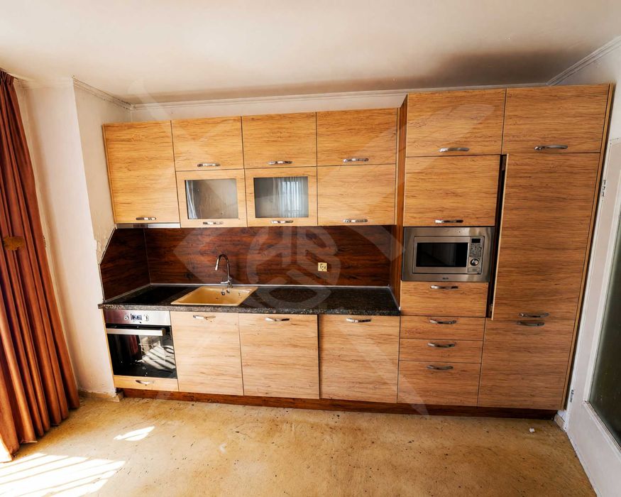 Продава се Тристаен апартамент в София, Хладилника - 100 кв.м за 1790 €/кв.м - Снимка #2