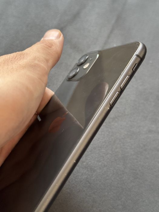 Продам phone/айфон 11=40000