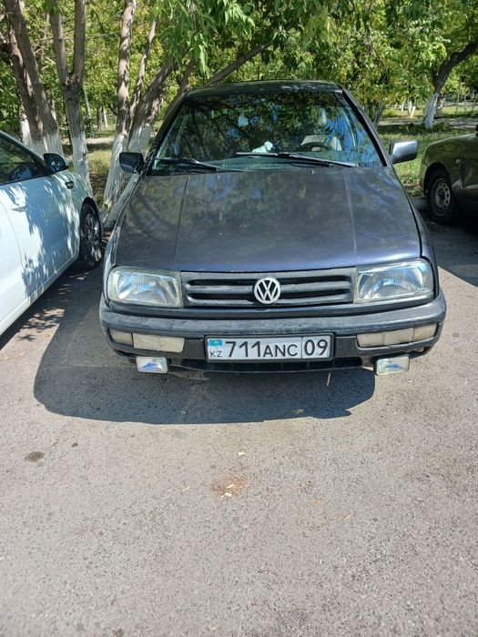 Продаю фольксваген венто торг есть