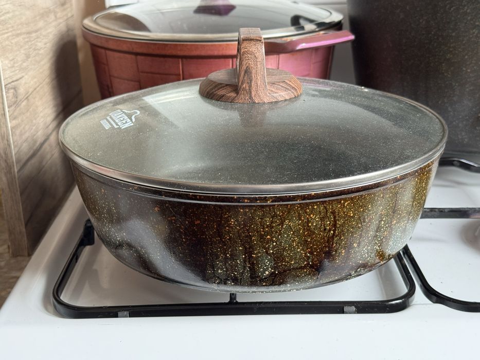 Продается старая посуда