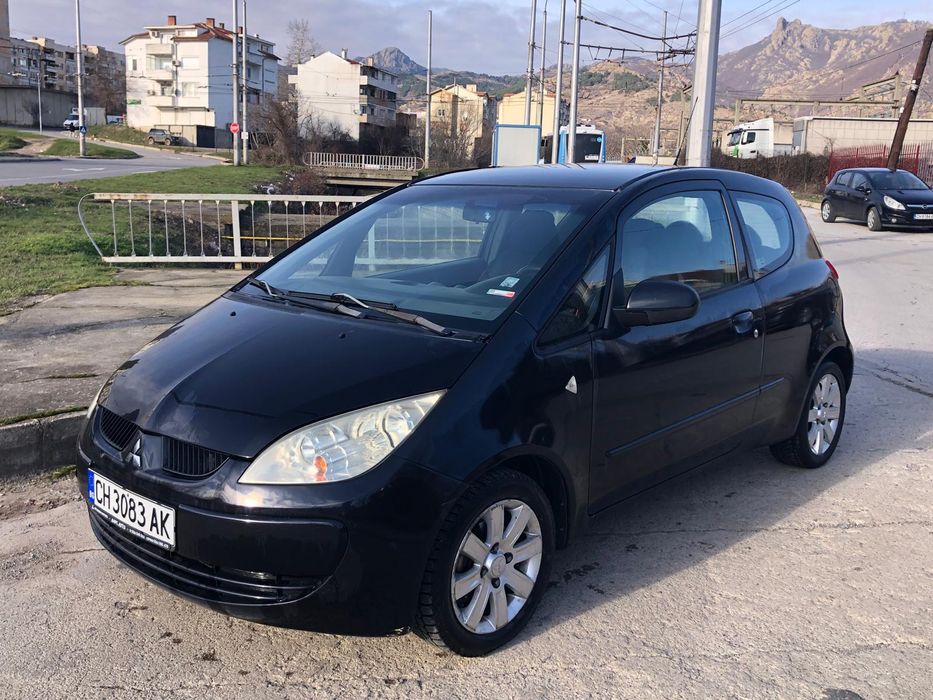 Лека кола Mitsubishi colt