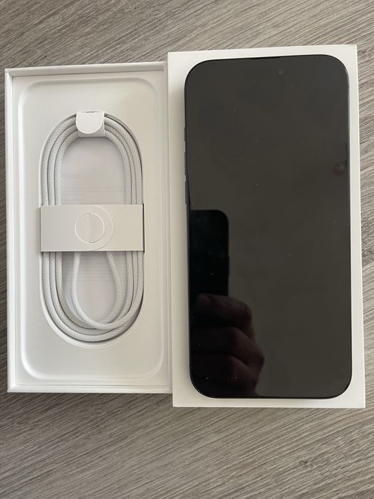 Iphone 16 Pro Max 256GB – Ca nou, 100% baterie, 67 cicluri, GARANȚIE 1 AN
