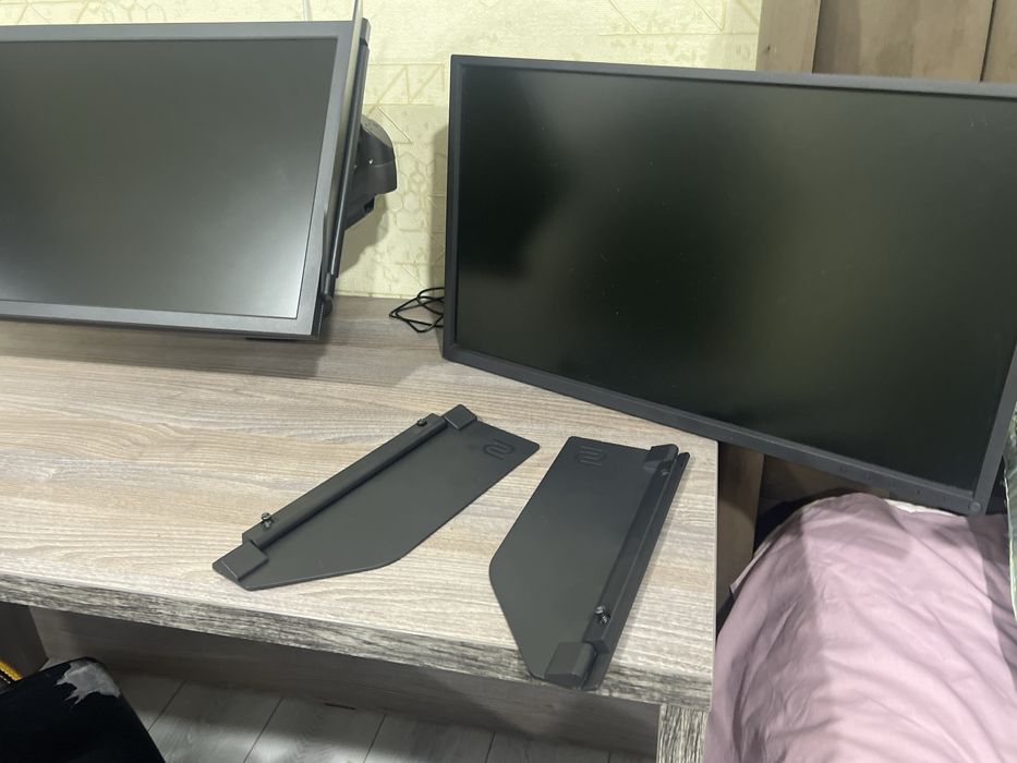 Benq zowie 240 hz 24 dyum Holati ideal