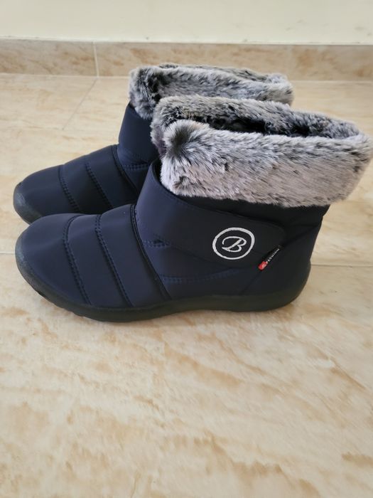 Дамски олекотени ботуши