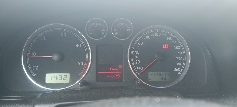 VOLKSWAGEN Passat 2003 — imagine 4