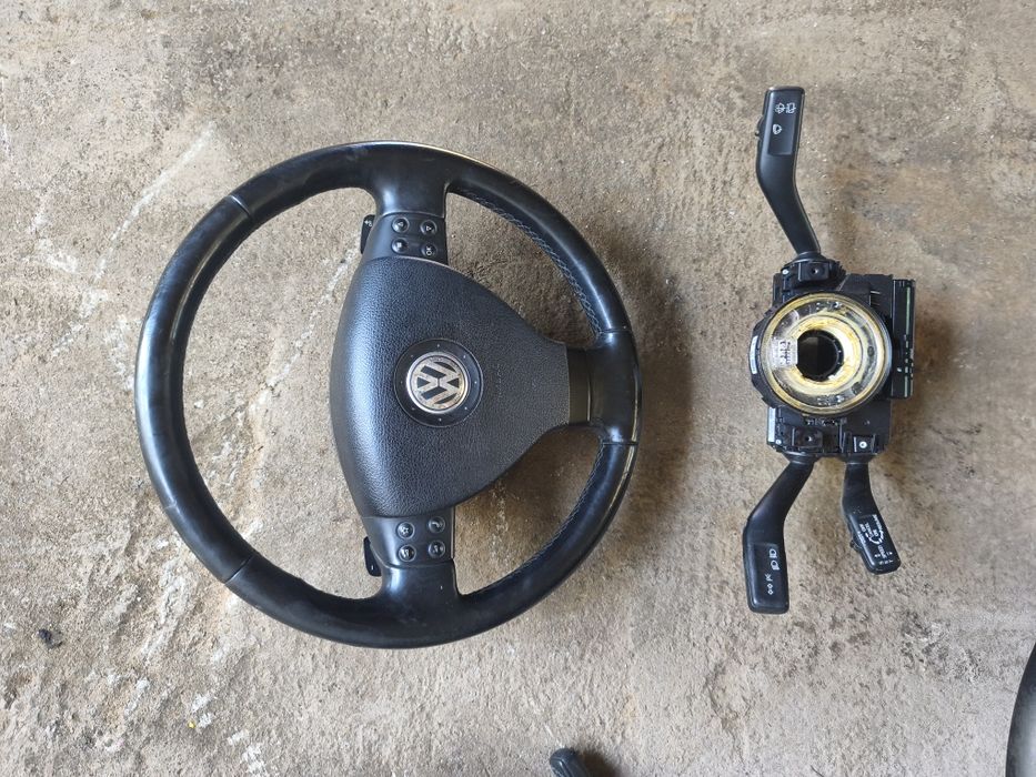 Volan cu padele și retrofit  comenzi volan  Volkswagen Passat B6