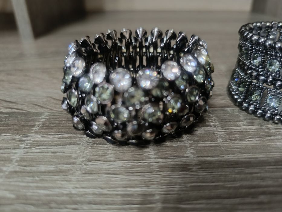 Swarovski. Женские браслеты