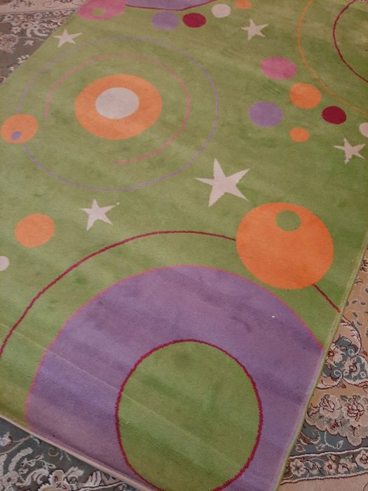 Ковер абсолютно новые 2шт.