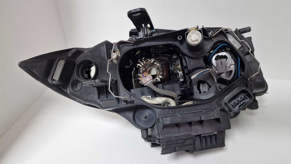 БМВ Е87 Е81 ксенон фар ляв BMW 1 серия E87 E81 E82 E88 xenon DYNAMIC