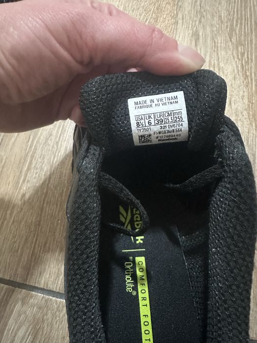 Маратонки Reeboк 39 размер