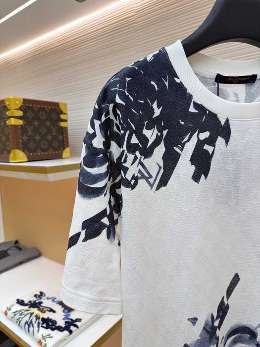 Tricou Louis Vuitton Premium