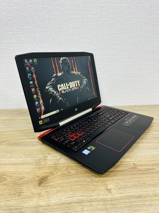 ACER Core i7-8 Ядерный, Мощный, Премиум Игравой ноутбук для Игр и IT