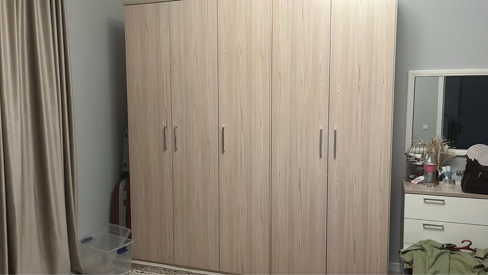 Два шкафа в отличном состояний