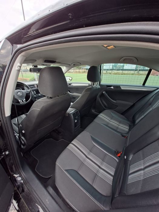 Vând auto VW Jetta