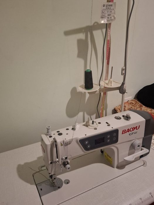 Тикув машинаси столи билан