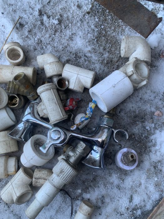 Фитинги сантехнические все 3000