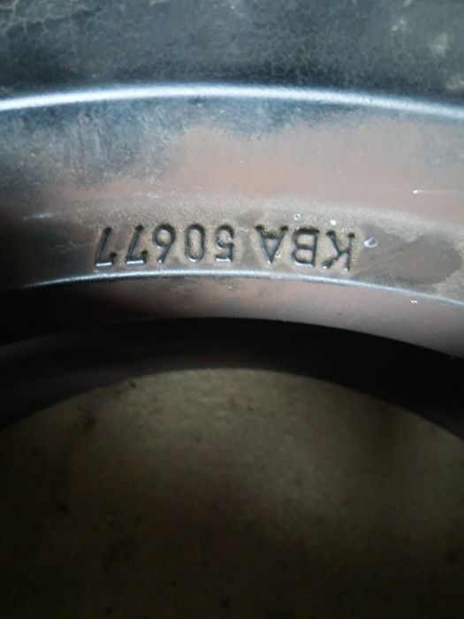 Vând 4 jante pe 17 BMW