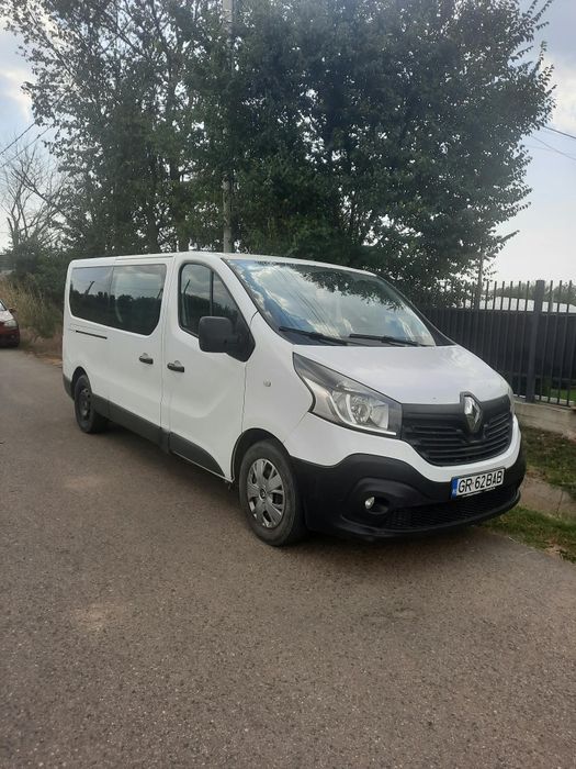 Vând Renault trafic 3