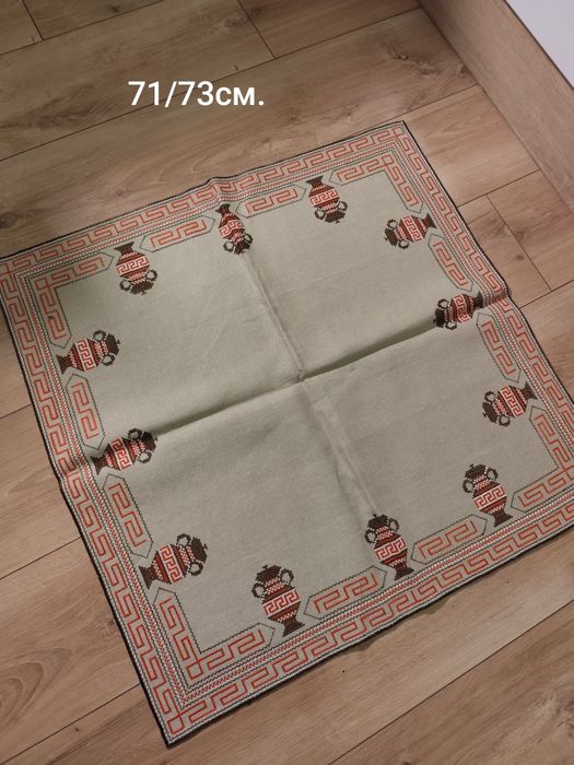 Ръчно бродирани покривки