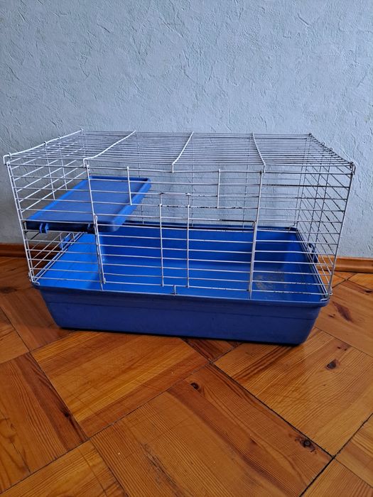 Продам большую клетку