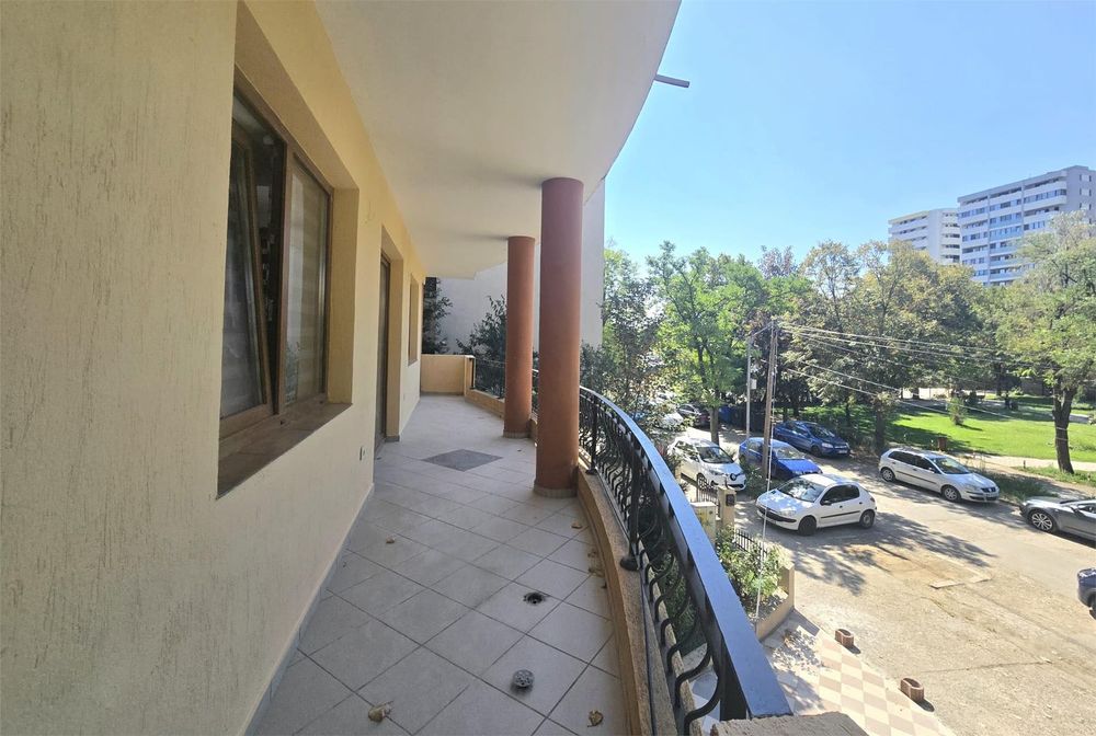 Spațiu comercial de închiriat, etaj 1 zona Cug