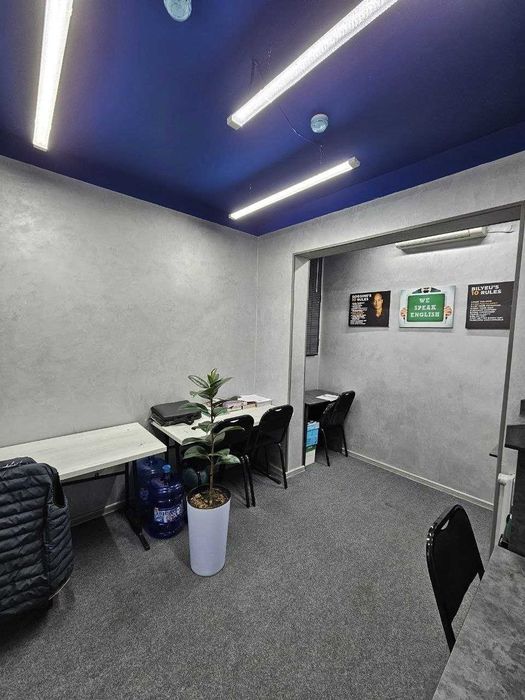 Darxon - ofis arenda, o'quv markaz. Hamid Olimjon metrodan chiqishda.