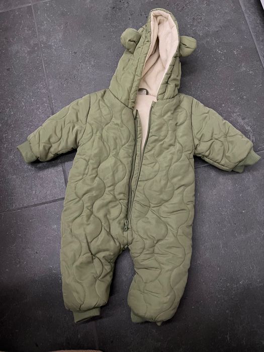 гащеризон за бебе като нов.