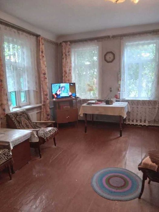 Продам дом на Восточном с огородом.