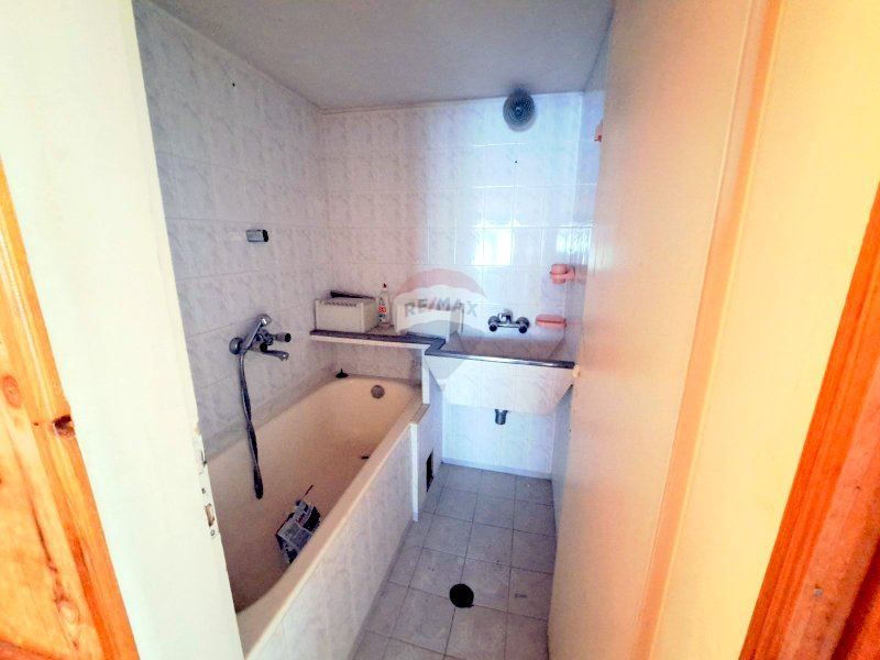 Продава се Тристаен апартамент в Варна, Трошево - 64 кв.м за 1516 €/кв.м - Снимка #9