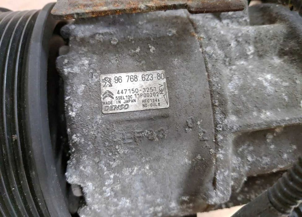 Compresor AC Citroen DS5 1.6 hdi cod 9676862380