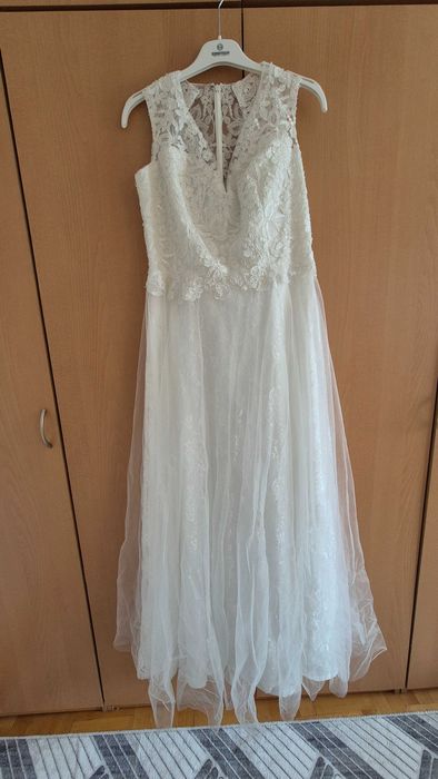 Сватбена рокля размер 42