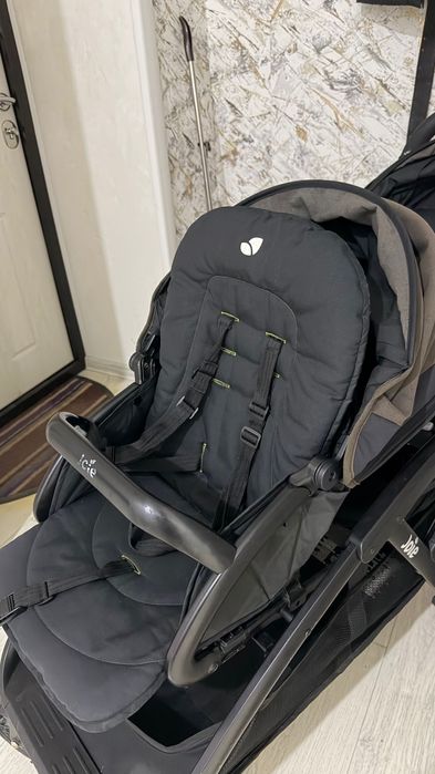 Коляска для двойни