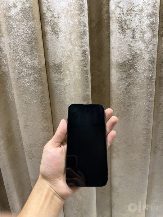 iPhone 13 128GB.