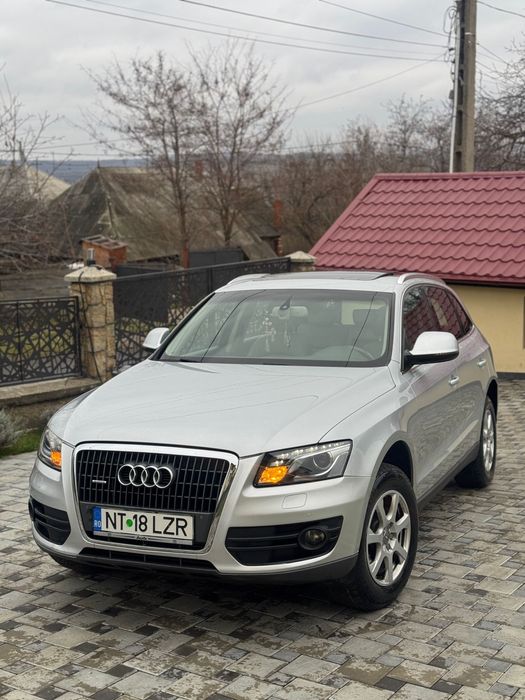 AUDI Q5 // 2010 // PREȚ  9000 NEGOCIABIL!!!