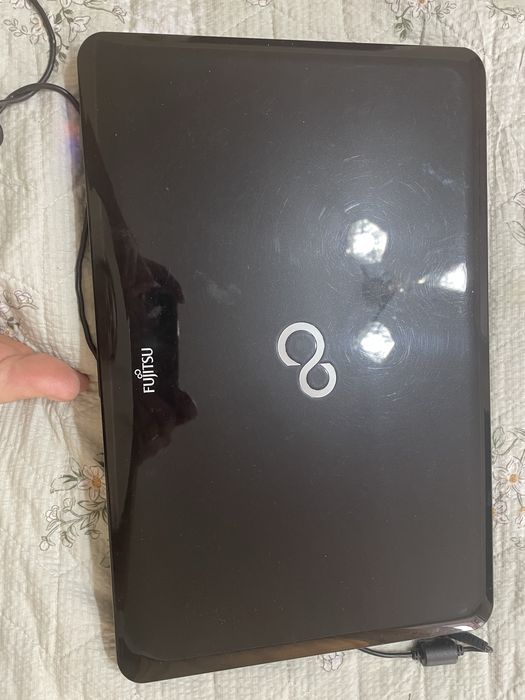 Продам Ноутбук б/у