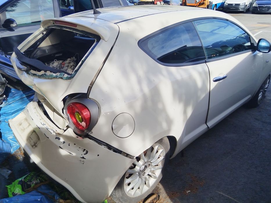 Alfa romeo mito 1.3jtdm 62kw 199b4000 84кс за части
Alfa romeo 1.