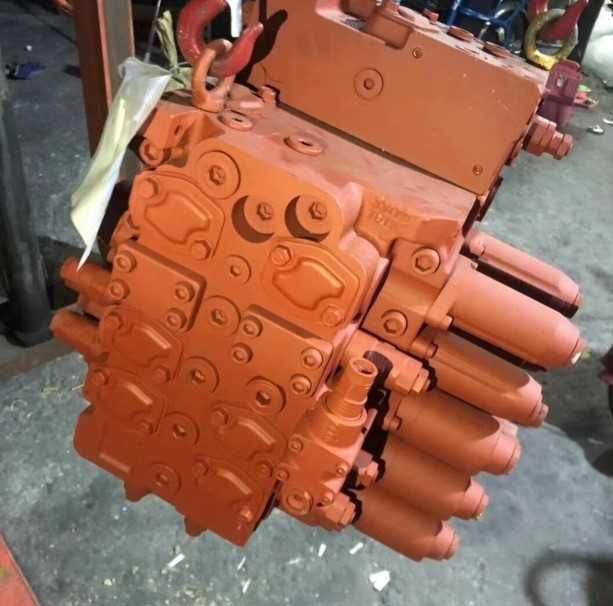 Distribuitor hidraulic Kawasaki Hyundai  Robex NLC - 31N7-19110 - Nou