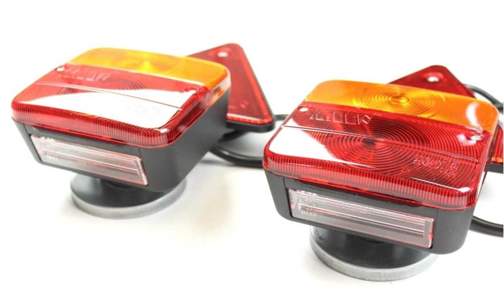 Магнитни стопове за ремаркета с триъгълници и светлоотразители