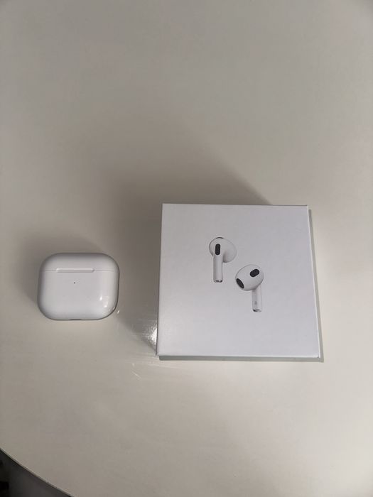 Перфектният подарък. Слушалки airpods3 gen !